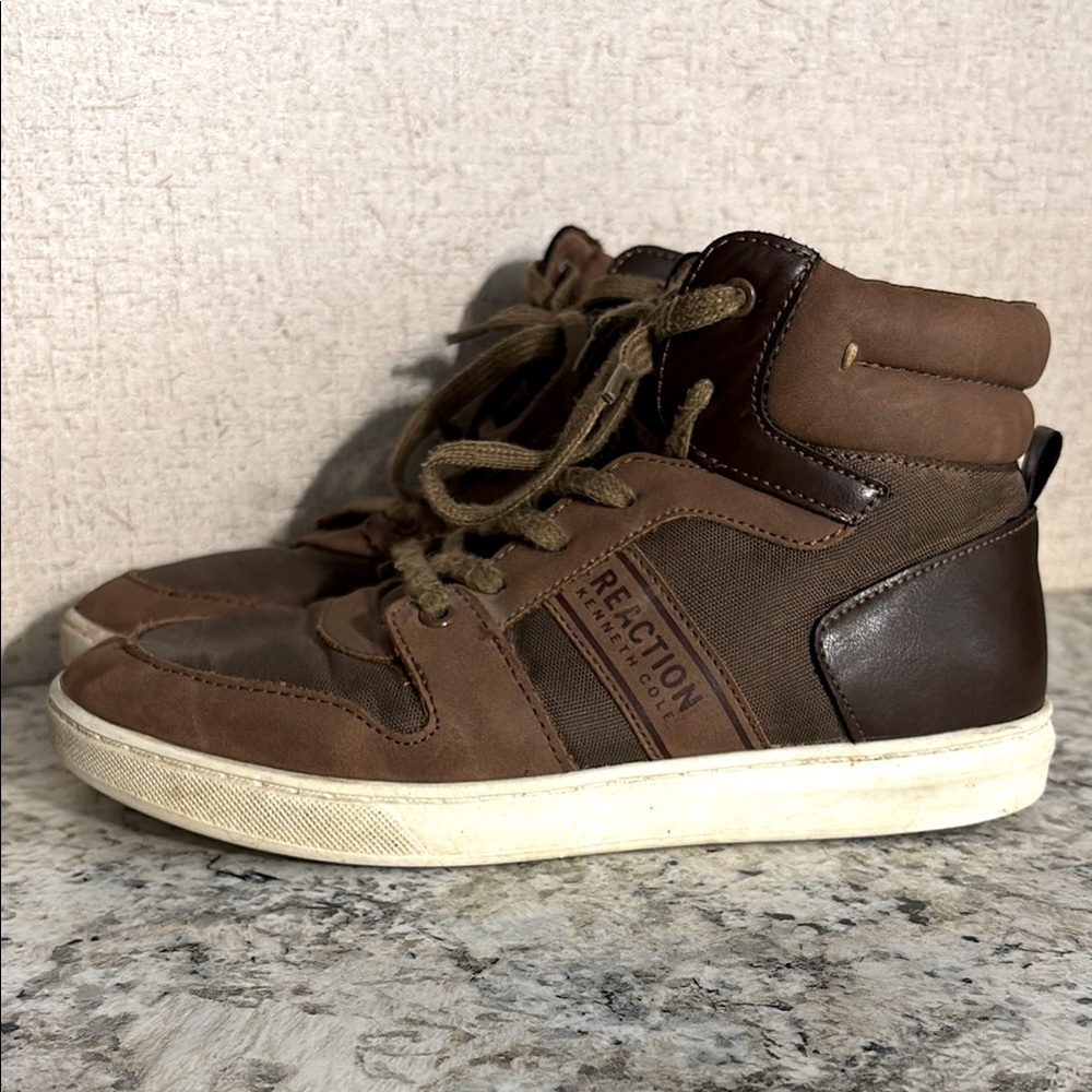 Boys Brown High-Top Sneakers